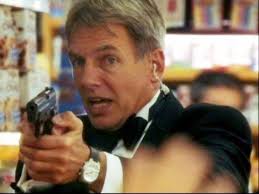 ThatEricAlper This one. Special Agent Simon Donovan in #TheWestWing.