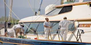 How to become a deckhand there are not any educational requirements for becoming a deckhand, but you may find that it is easier to get a job if you participate in a deckhand certificate program. 10 Tips For Newbie Deckhands
