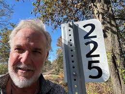 Alex Golan's Instagram, Twitter & Facebook