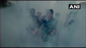 Mp navneet rana and mla ravi rana performs yoga on #internationalyogaday today. Ani On Twitter Maharashtra Lok Sabha Mp From Amravati Navneet Rana And Her Husband And Mla From The Constituency Ravi Rana Did Mosquito Fogging Across The City Yesterday Https T Co Soo6ypodfh