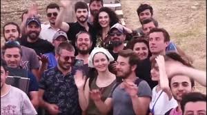 Prapaskenat E Serialit Hercai Youtube