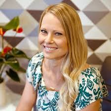 Amy Chenoweth's Instagram, Twitter & Facebook