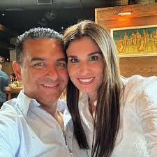 Mary Cilia's Instagram, Twitter & Facebook