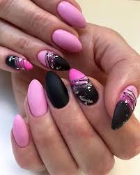 Black And Hot Pink Ombre Nails 21 Hot Pink And Black Nail Designs That Are Truly Amazing Checopie In 2020 Black Nail Designs Pink Manicure Pale Pink Nails