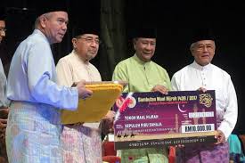 Kedah menteri besar muhammad sanusi md nor said he no longer wants to indulge mic leaders' statements including the party's. Jangan Penting Diri Musnahkan Perpaduan Sultan Kedah