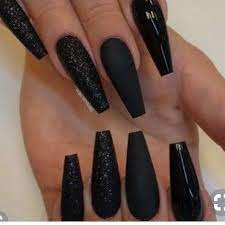 Check spelling or type a new query. Matte Black Nails With Glitter Tips Matte