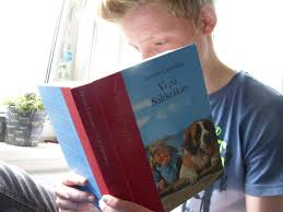 #saltkråkan #vi på saltkråkan #astrid lindgren #alla som permanentbor i en sommarstad känner såhär #avsnittet heter 'midsommar på saltkråkan' så borde väl ha väntat en vecka men whatever #mygif. Seacrow Island Vi Pa Saltkrakan By Astrid Lindgren Bookworms United
