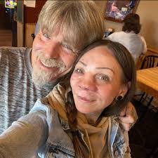 Cassandra Munger's Instagram, Twitter & Facebook