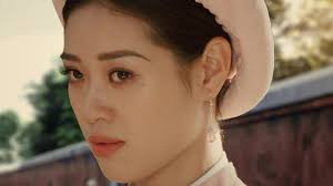 Khánh vân thi nhan sắc từ năm 18 tuổi, với giải thưởng hoa khôi áo dài nữ sinh việt nam 2013. Khanh Van Khoc Trong PhÆ°á»£ng Kháº¥u Vnexpress Giáº£i Tri