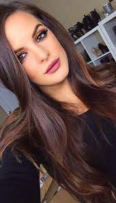 Fake Thickness And Volume With The Best Haircuts For Fine Hair Hair Styles Brunette Hair Color Burnette Hair