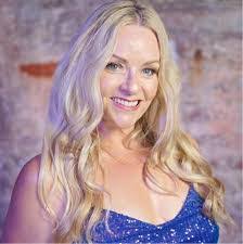 Lianne King's Instagram, Twitter & Facebook