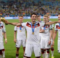 Muss es aber auch nicht, findet unser autor. Em Titel 2009 Diese Sechs U21 Helden Wurden 2014 Weltmeister Bilder Fotos Welt