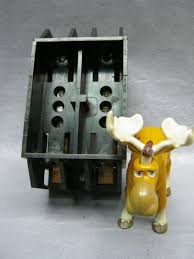 I know it is only 60 amps but the house belongs to my father who is not living there, it is unoccupied. 0428 Vintage 60 Amp Fuse Box Wiring Library