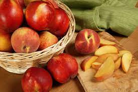 Peches Nectarines Brugnons Les Confondre C Est Pecher L Express Styles