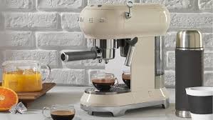 Water to 1/4 cup vinegar (3:1) through a cycle and after what sounded like a sudden poof it was fixed! Smeg Ecf01 Review Trusted Reviews