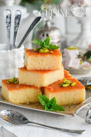 Basboussa Fondante En Video بسبوسة سهلة Amour De Cuisine Recette De Cuisine Tunisienne Alimentation Dessert Facile Et Rapide