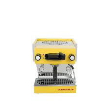 Having the ability to make café quality espresso in your kitchen is every coffee enthusiasts dream. Espresso Machine La Marzocco Linea Mini Yellow Coffeeavenue