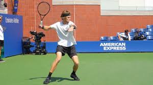 A 17 anni, l'azzurrino ha già preso parte a ben tre tornei del circuito maggiore tramite il proprio profilo instagram infatti, sinner ha annunciato di aver firmato per la grande casa d'abbigliamento statunitense. Andrey Rublev Forehand Slow Motion Atp Tennis Forehand Technique Youtube