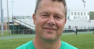 Coach 'Z' says goodbye to coaching Mainland track and field after 25 years