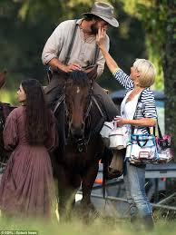 • 1,4 млн просмотров 2 года назад. Liam Hemsworth On Set Of By Way Of Helena With Woody Harrelson Daily Mail Online