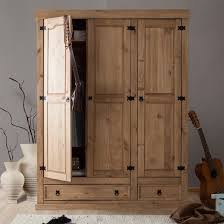 Der Drehturenschrank Finca Rustica Ii Von Landhaus Classic Schafft Ordnung In Deinem Sc In 2020 Drehturenschrank Rustikale Schlafzimmerdekorationen Kleiderschrank Holz