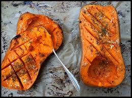 Butternut Kurbis Aus Dem Backofen Mit Dip Tolles Rezept Rezept Kurbis Ofen Kurbis Lebensmittel Essen
