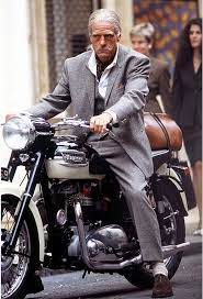 antiquemill 日本ではお目にかかれないスタイル モーターサイクル とは男のロマンだと感じさせる しかしながら きれいにしているもんです 1960年代のモデルだと思います このモデルを買うには日本では100万円以上出さないといけない これぐらい完璧な