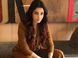 Video Aishwarya Rai Bachchan Talks About Her Upcoming Movies In This Candid Interview Simplyamina Find the list of aishwarya rai bachchan upcoming movies in the coming years.