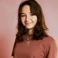 Eva Noel's Instagram, Twitter & Facebook