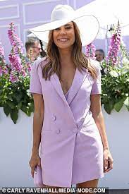 Perry , paul koslo , jane hallaren , jason court , james deuter , alison goldfrapp , johnny galecki , alan goldsher , william richert , marji banks. Melbourne Cup 2019 Nadia Bartel Dances To Beyonce S Single Ladies Express Digest