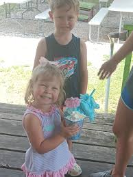 Bayou Snowball and Sandwich shop