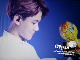 130928 d.o, chen and chanyeol @ baekhyun's brother's wedding. Aya On Twitter Baekhyun And Chupa Chups All The Dirty Thoughts Http T Co Dmdldzuwk0