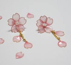 sakura cvet pomladne sakura uhani 樹脂ジュエリー 桜 ピアス アクセサリー