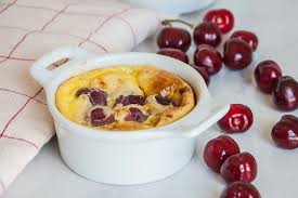 Clafoutis Aux Cerises En 2020 Clafoutis Aux Cerises Beurre Recette Recettes Sucrees