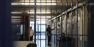 Prison De Gradignan 33 L Etat Juge Non Responsable Pour La Tentative De Suicide D Un