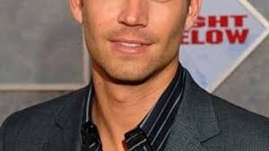 Fratele mai mic al lui paul walker are 25 de ani, este cascador si a jucat in mai multe productii. Fratele Lui Paul Walker Noua Vedeta Fast Furious Mobile
