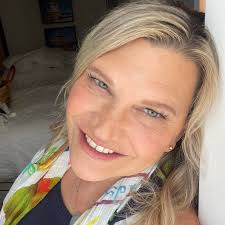 Jennifer Elizabeth Dulles...