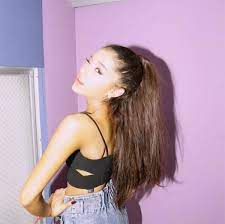 Beauty points sammeln & mit der douglas beauty card von exklusiven vorteilen profitieren. Ariana Grande S Diet Secret Here S How She Stays So Slim Hollywood Life