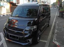 Adapun pada kondisi asli dari daihatsu, mobil ini baik yang pick up, blind van, maupun van. Modifikasi Daihatsu Gran Max Muka Robot Plus Pasang Sunroof Segala Gridoto Com