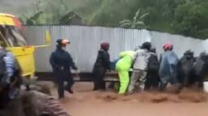 Nadi, saksi mata yang melihat kejadian ini menuturkan, saat kejadian berlangsung sekitar pukul 18.30 setelah sholat maghrib. Kumpulan Berita Sumedang Sebut Tanjakan Cae Rawan Kecelakaan Bupati Janji Ada Penanganan Khusus