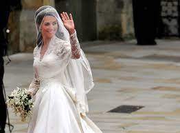 Oggi vogliamo parlarvi degli abiti da sposa vintage anni 50, per le appassionate del retrò. Abiti Da Sposa Mostra A Palermo Sugli Stili Degli Ultimi 50 Anni Giornale Di Sicilia