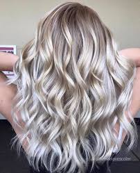 33 schones frisuren fur langes haar silberblonde haare sommerblonde haare haar styling