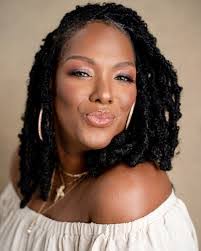 Leandra Brown's Instagram, Twitter & Facebook