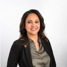 Danielle Callens, Homelife Benchmark Titus Realty, Real Estate Agent BC