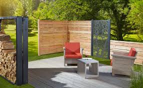 Gestalten Sie Ihren Passenden Sichtschutz Alle Marktublichen Sichtschutzelemente Aus Unterschiedlichen Materiali Sichtschutz Garten Garten Sichtschutzelemente