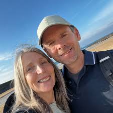 What's the best way to book excursions and who do book with for the best  deal ,thanks ,x