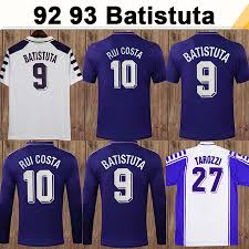 Der fußballspieler rui costa ist in der saison 2020/2021 bei cd santa clara unter vertrag und wird dort im sturm eingesetzt. 2021 1998 1999 Fiorentina Batistuta Rui Costa Mens Soccer Jerseys Home Purple Away White Retro Football Shirt Short Sleeves Adult Uniforms From Sportjersey8 14 44 Dhgate Com