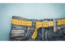 La taille de ceinture est différente de celle des chaussures, même ce sont des éléments de maroquinerie qui se rapprochent. Comment Definir Sa Taille De Ceinture Piramide Ceintures Blog
