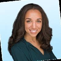 Caitlin Thomas's Instagram, Twitter & Facebook