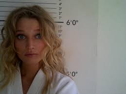 Toni garrn is a 28 year old german model. Toni Garrn On Twitter Europe Just Doesn T Know Their Inches Gottobewrong Http T Co Bnryyk2epp